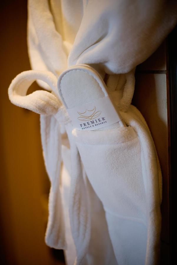 Premier Hotel Umhlanga Durban Bagian luar foto