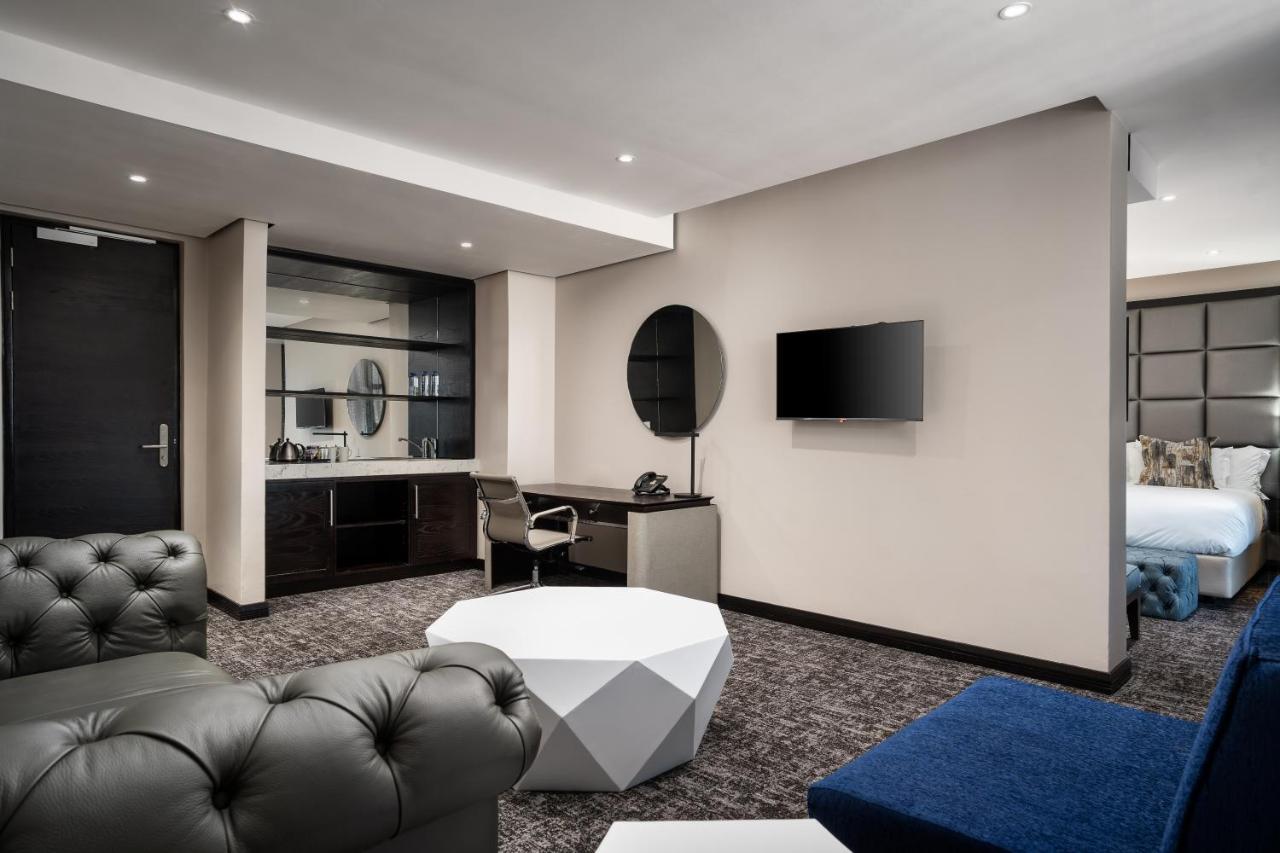 Premier Hotel Umhlanga Durban Bagian luar foto