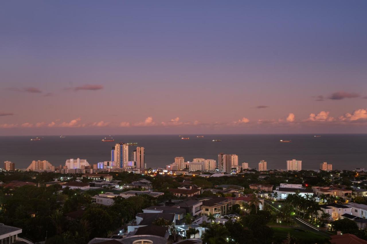 Premier Hotel Umhlanga Durban Bagian luar foto